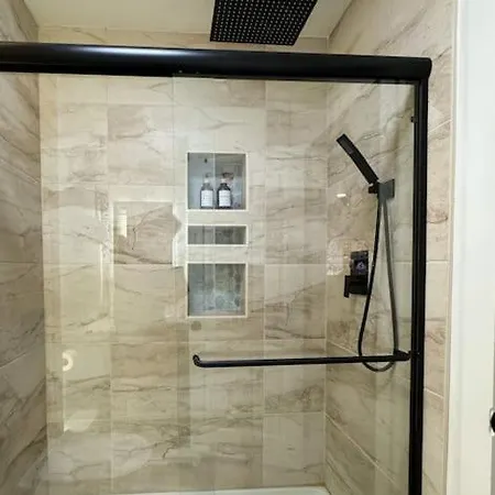 Private-Suite, Kitchen, Laundry, Rainfall Shower, 4Ktv El Centro Extérieur photo